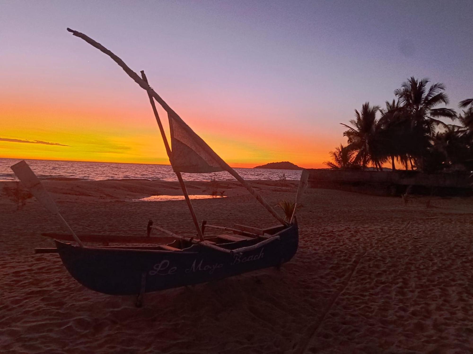Le Moya Beach Nosy-Be Exterior foto
